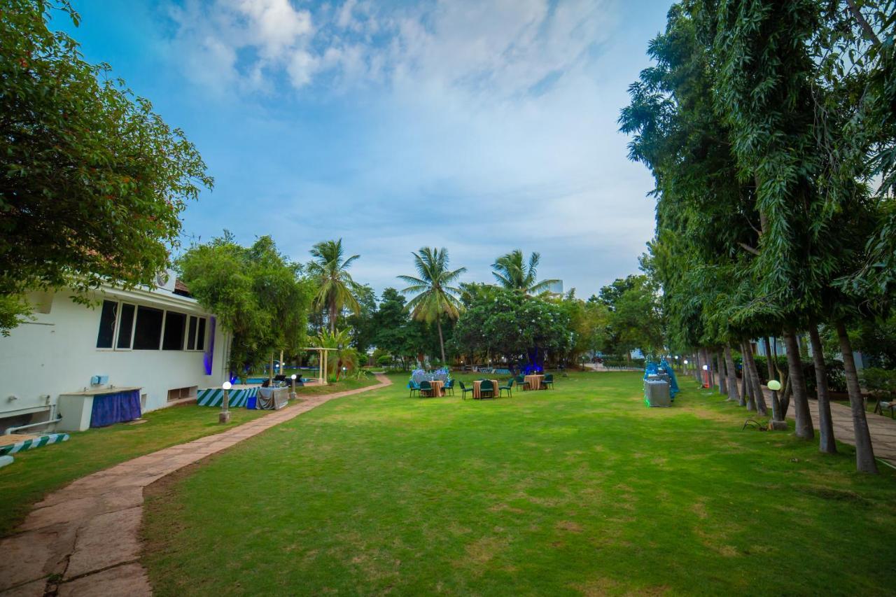 Poppys Vista Hotel Thirumurugan Poondi Eksteriør bilde