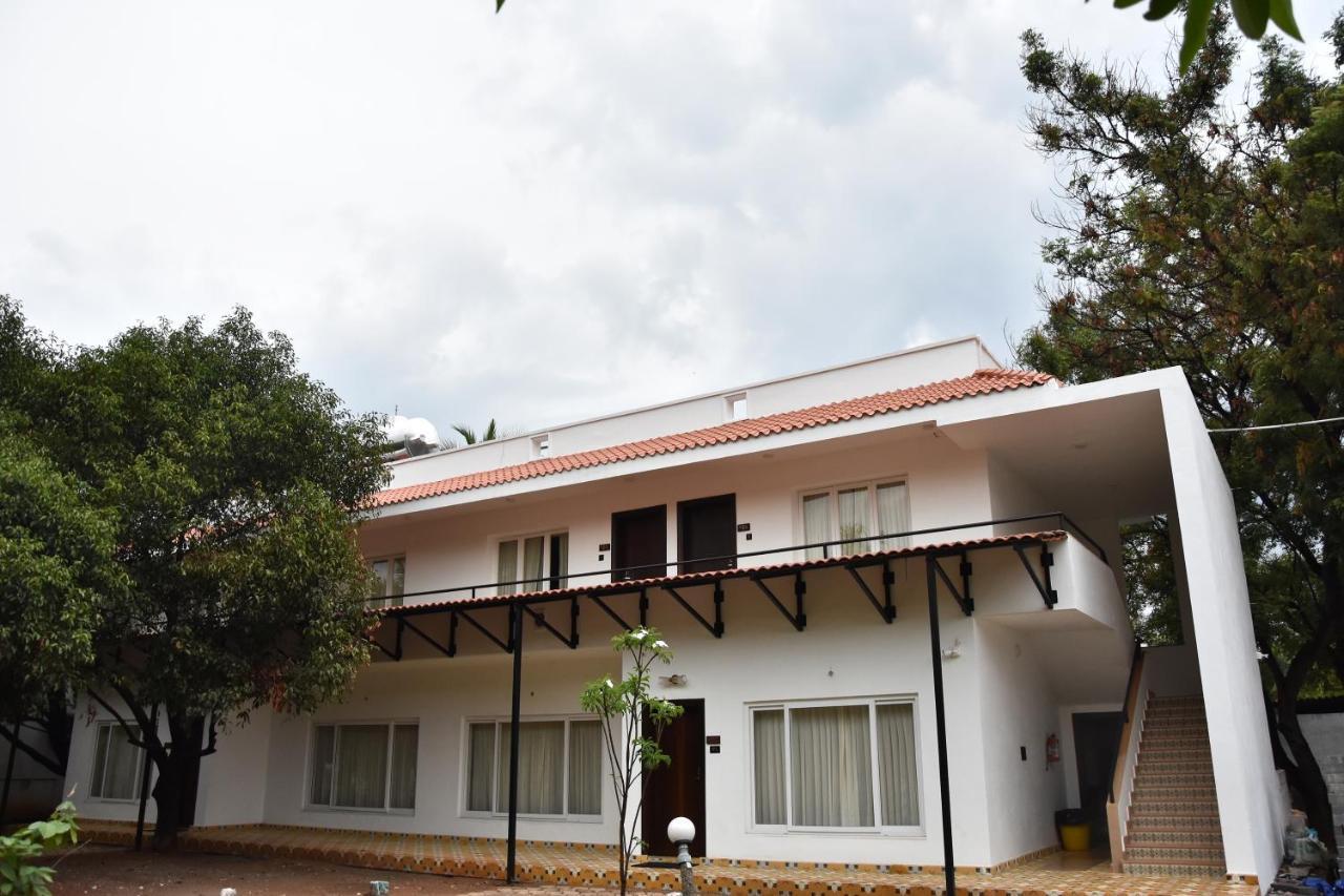 Poppys Vista Hotel Thirumurugan Poondi Eksteriør bilde