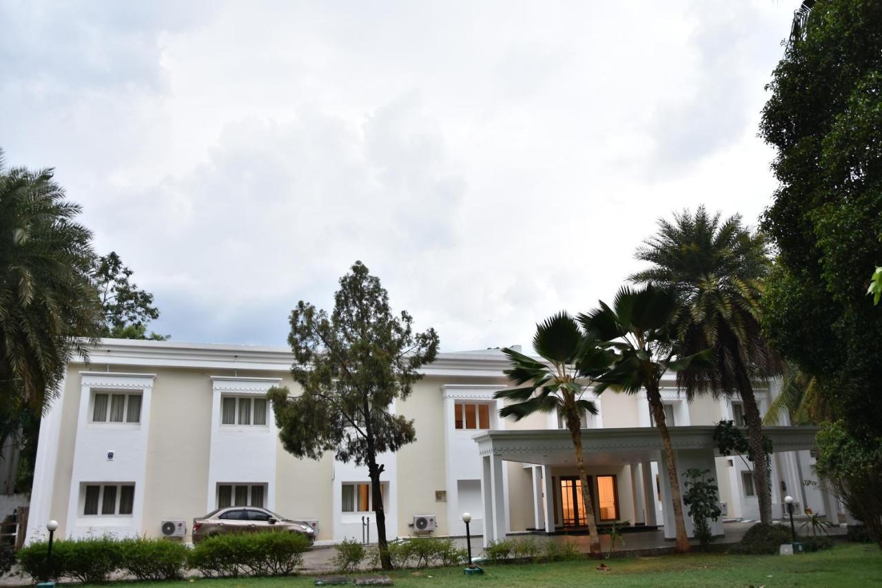 Poppys Vista Hotel Thirumurugan Poondi Eksteriør bilde
